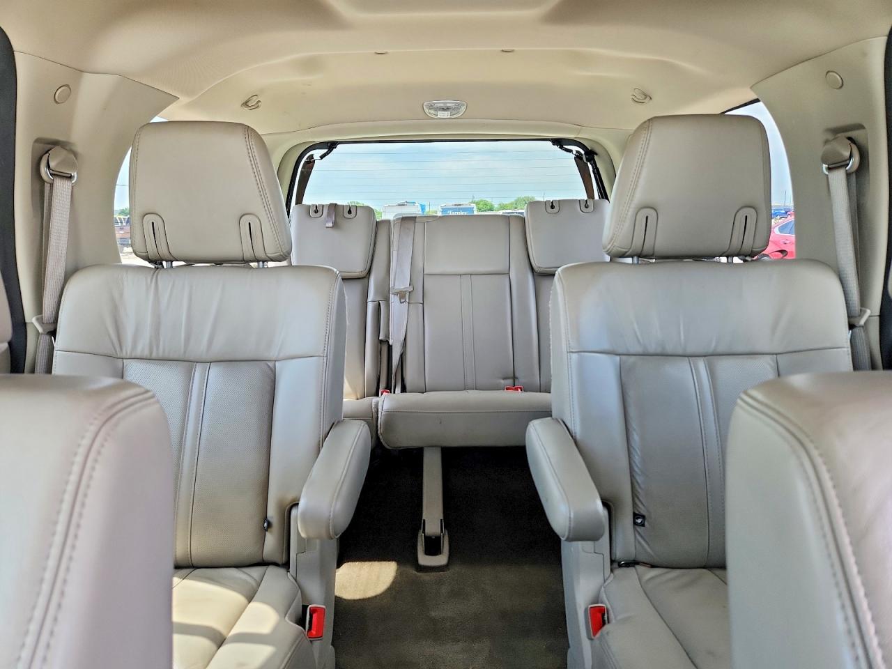 2017 LINCOLN NAVIGATOR