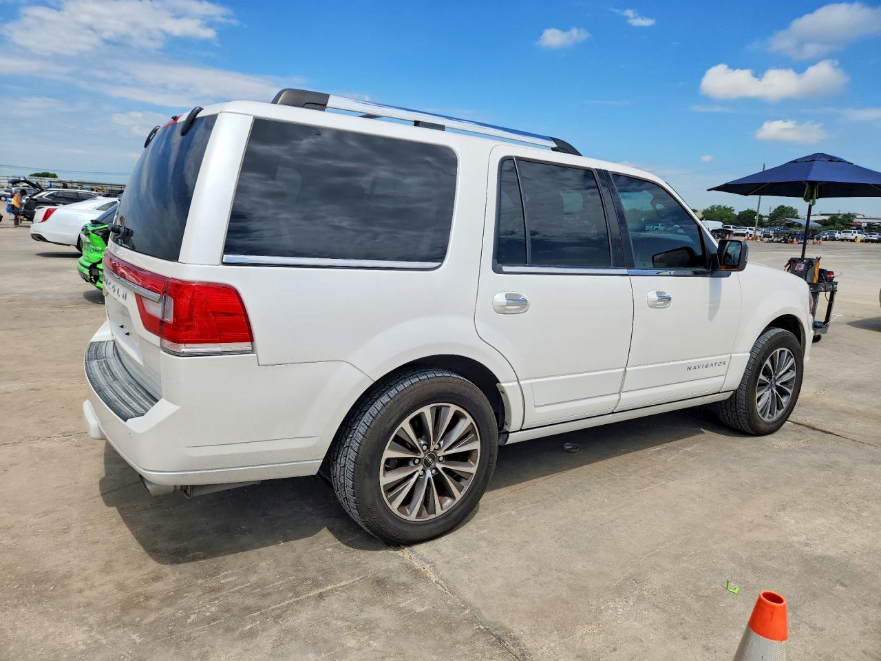 2017 LINCOLN NAVIGATOR