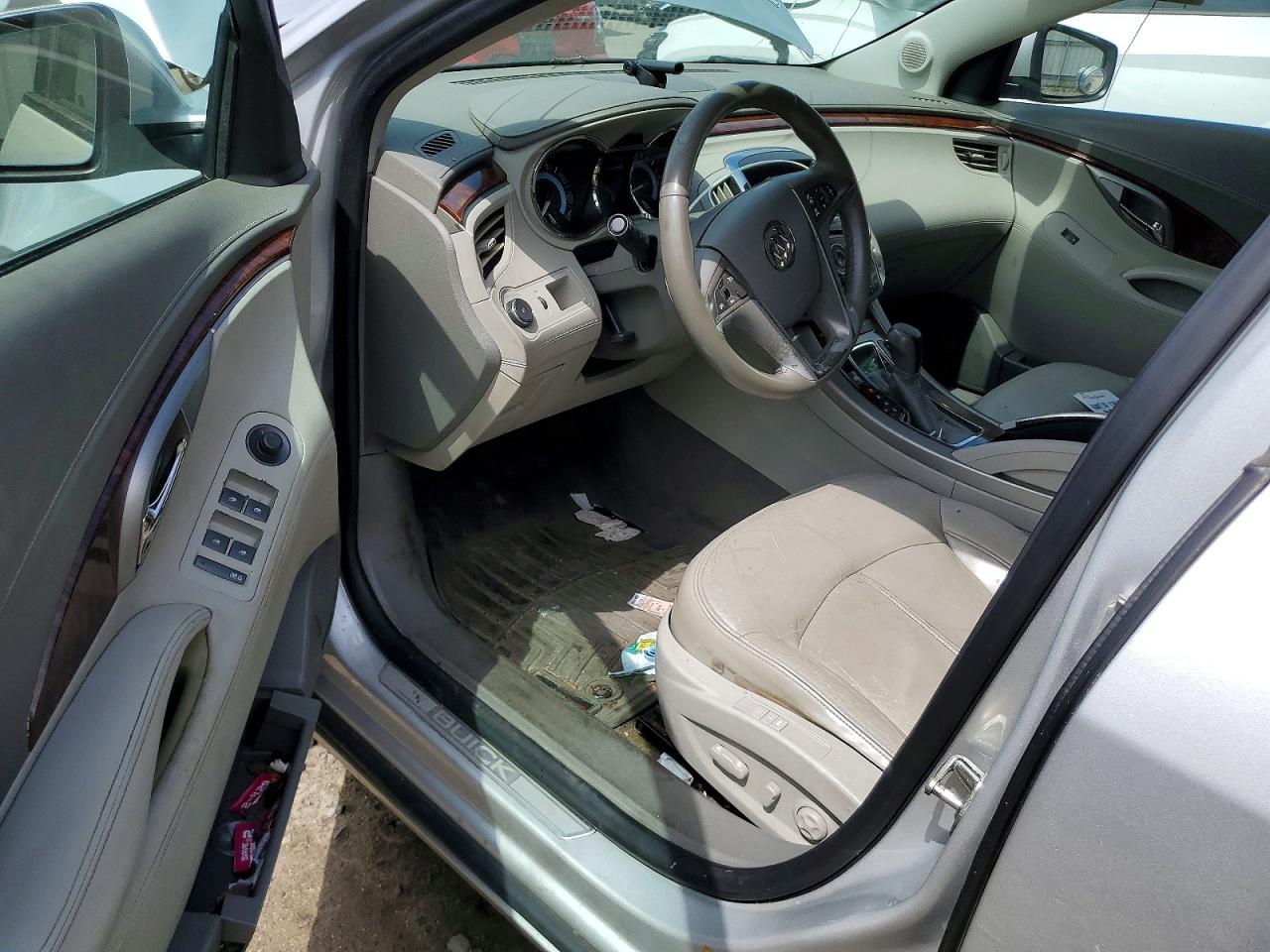 2010 BUICK LACROSSE