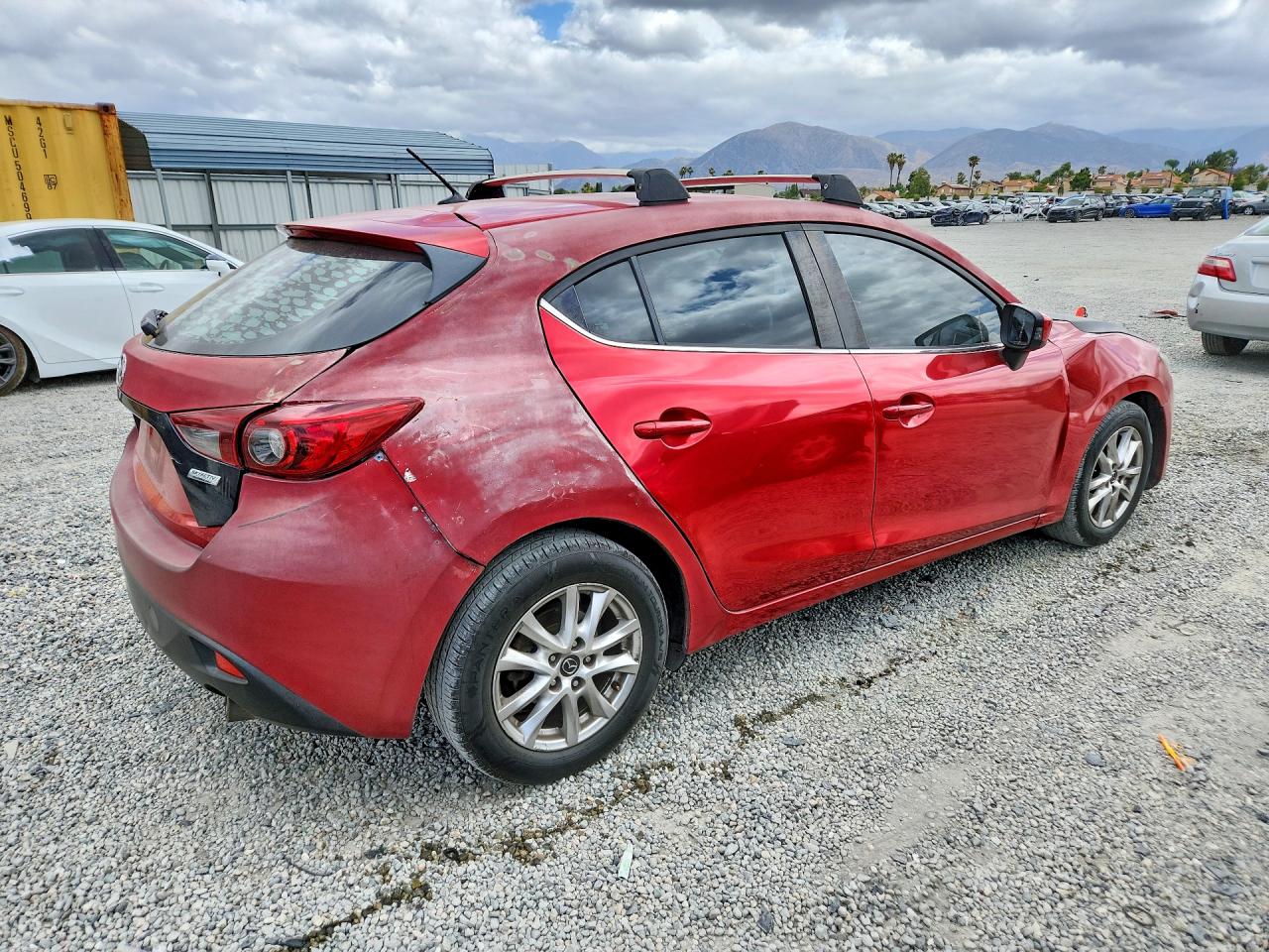 2016 MAZDA 3