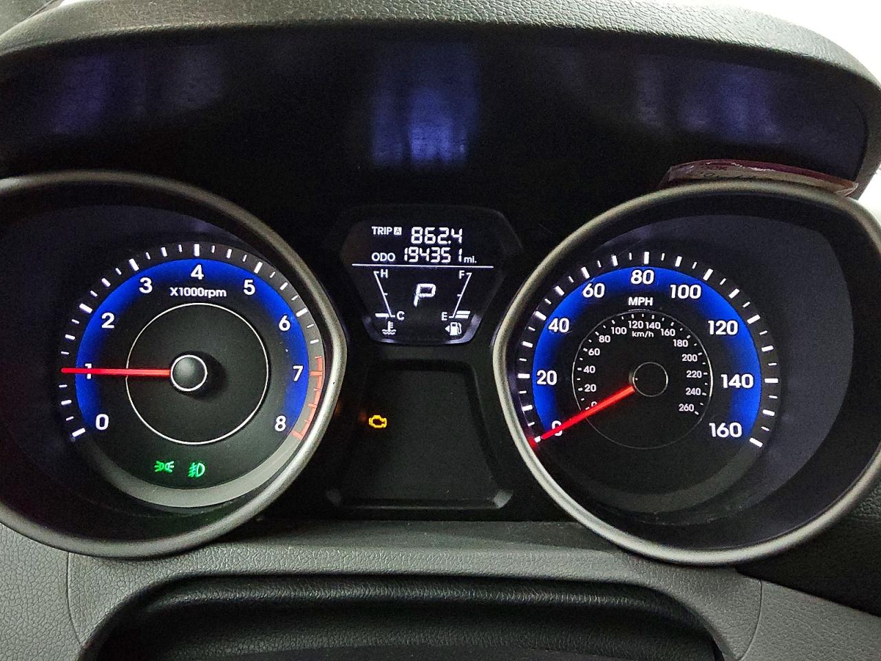2013 HYUNDAI ELANTRA