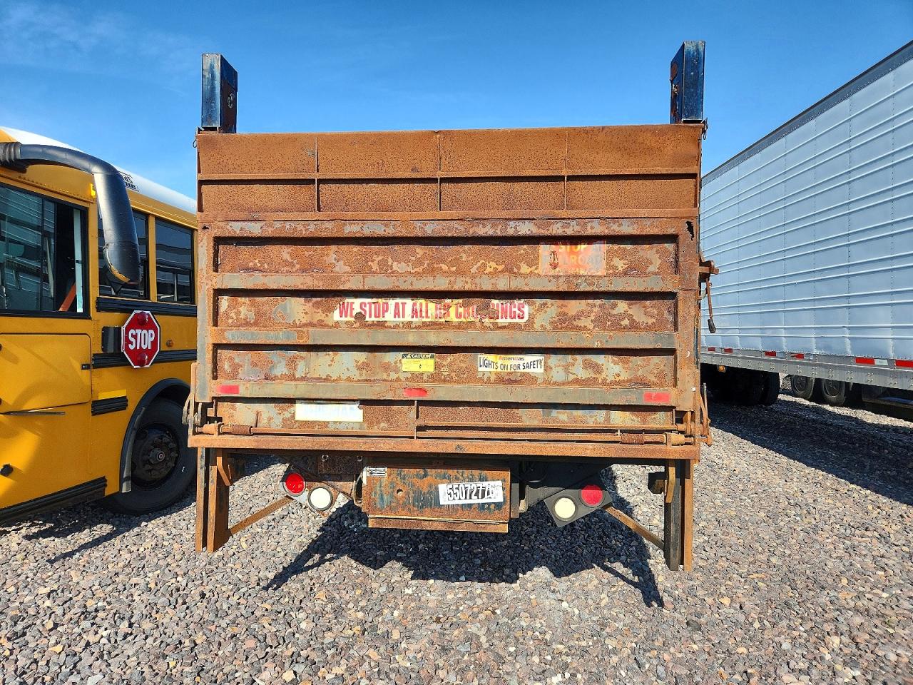 2008 INTERNATIONAL 4000 SERIE