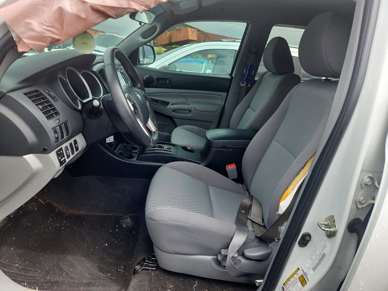 2015 TOYOTA TACOMA
