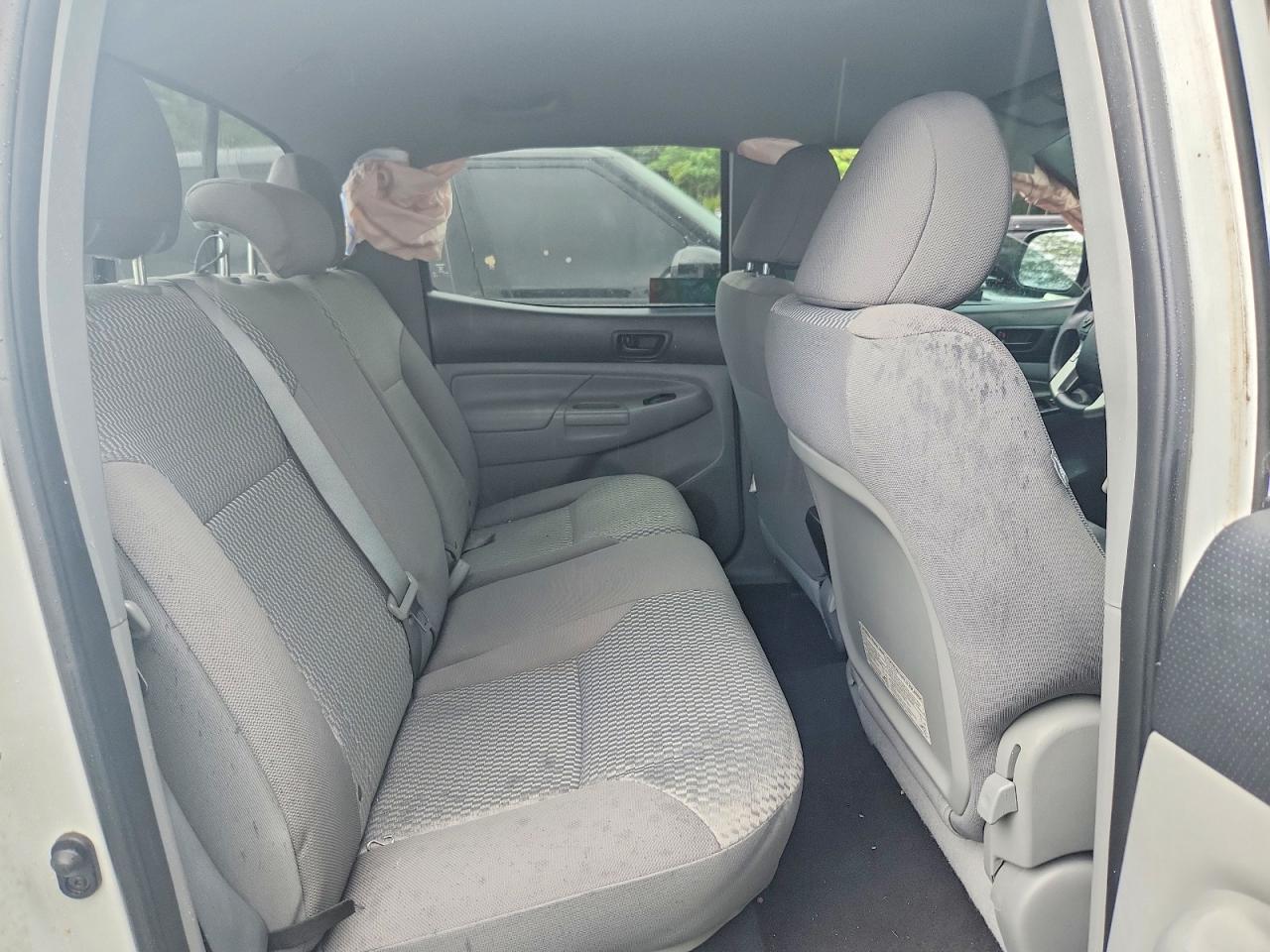 2015 TOYOTA TACOMA