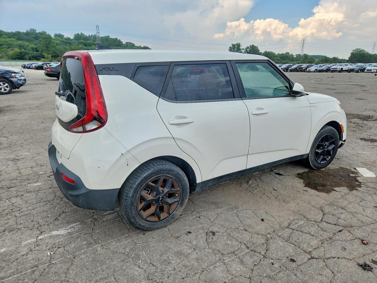 2022 KIA SOUL