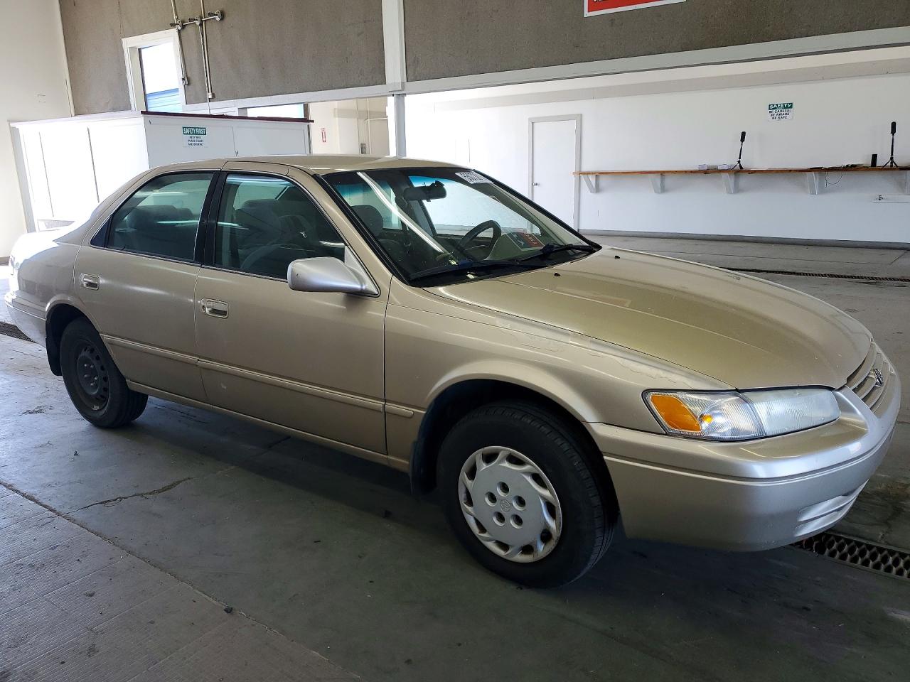 1999 TOYOTA CAMRY