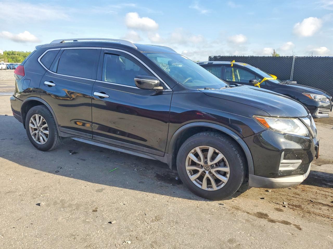 2019 NISSAN ROGUE