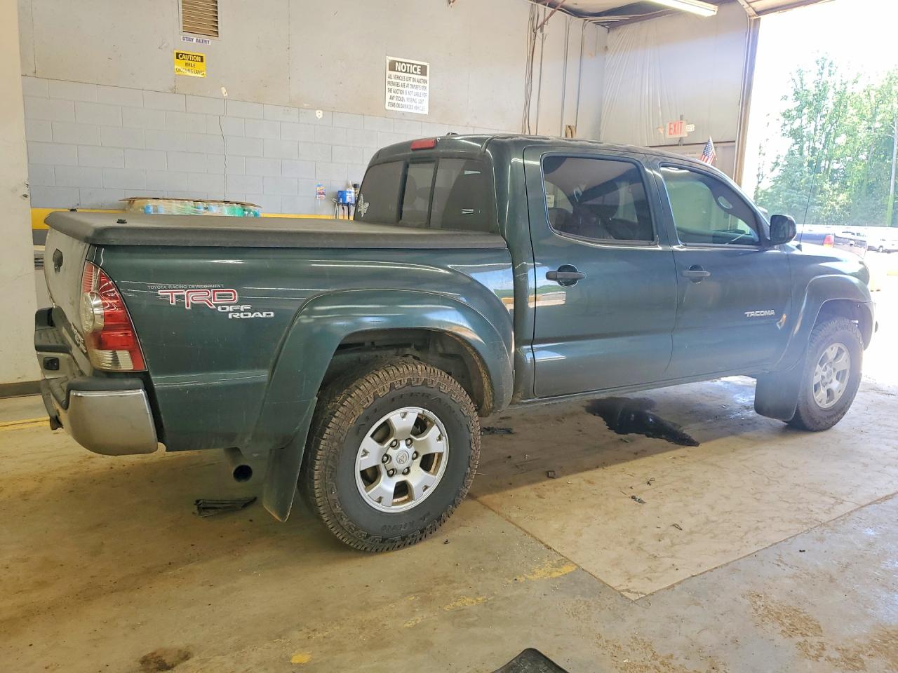 2010 TOYOTA TACOMA