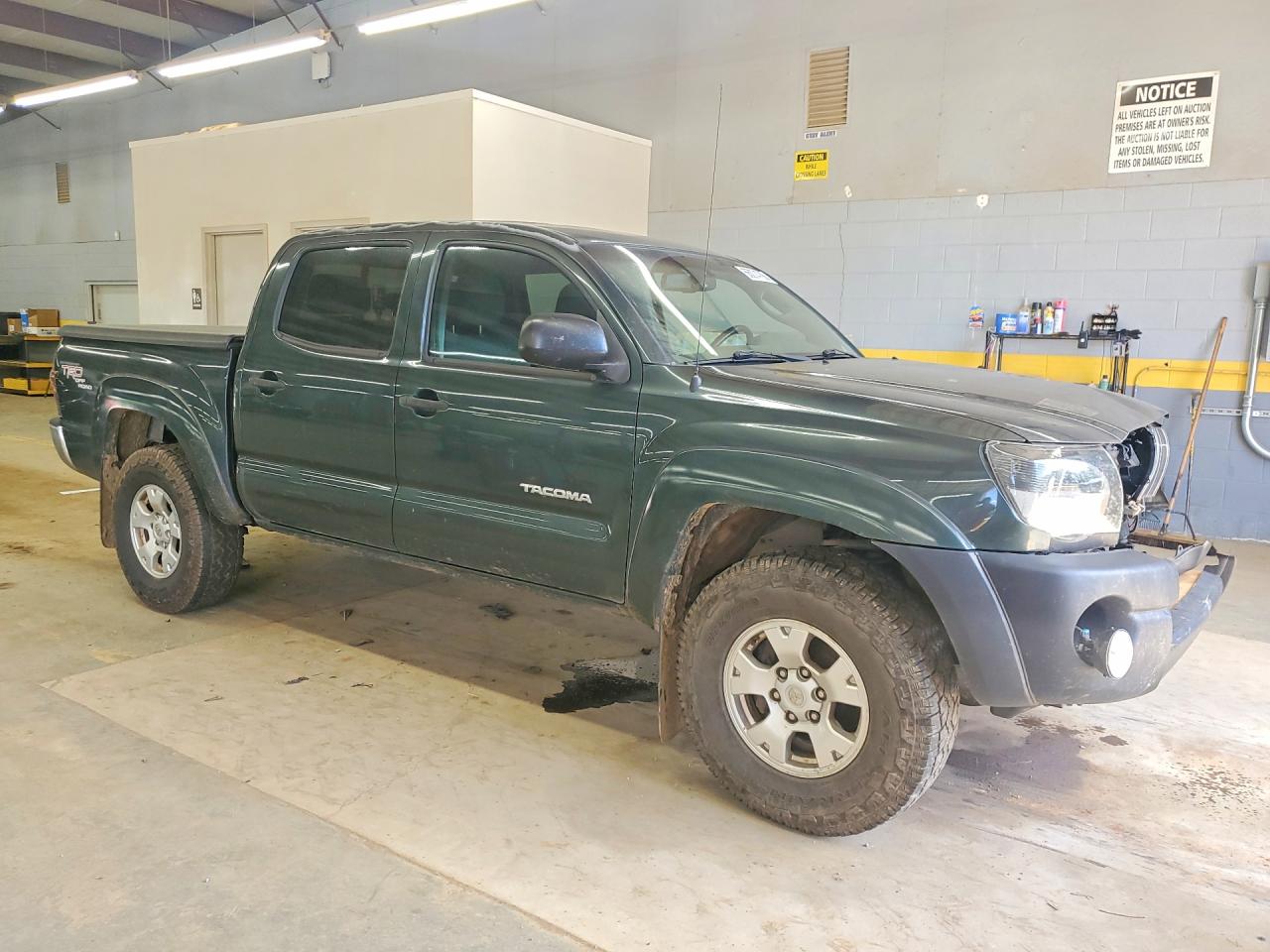 2010 TOYOTA TACOMA
