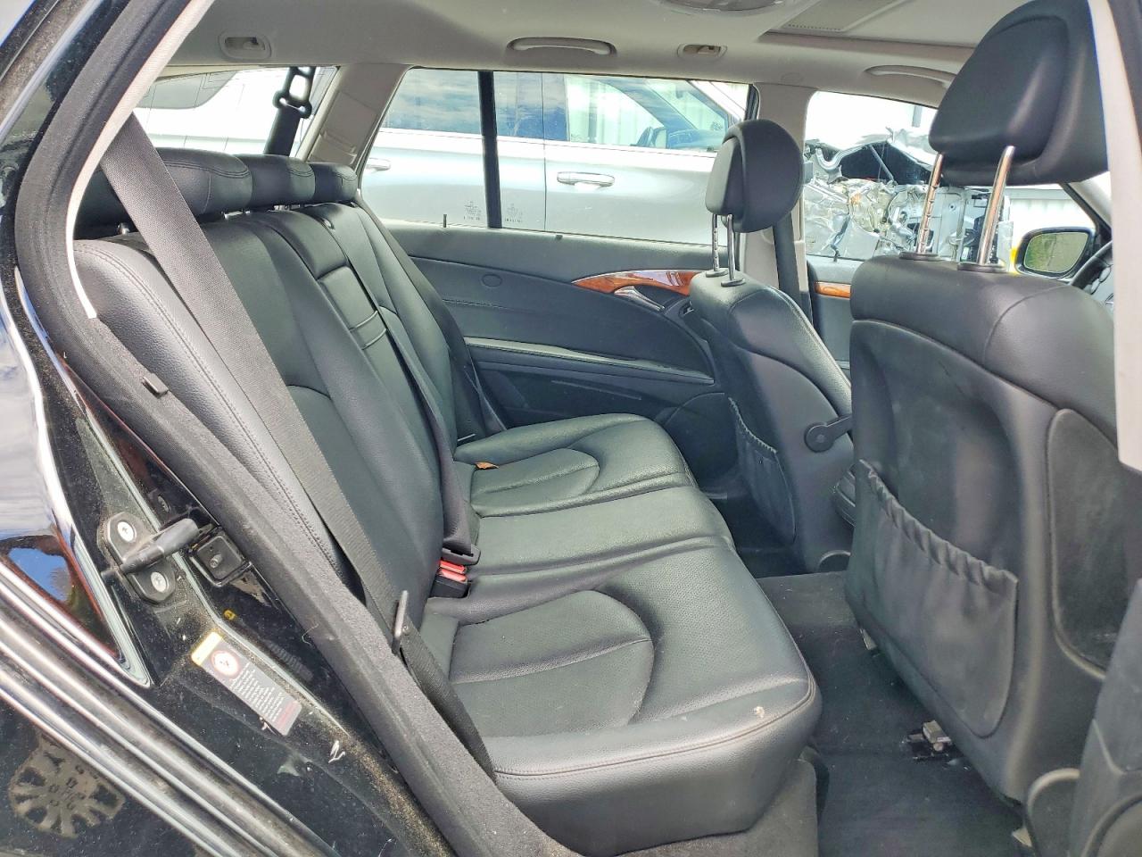 2009 MERCEDES-BENZ E-CLASS