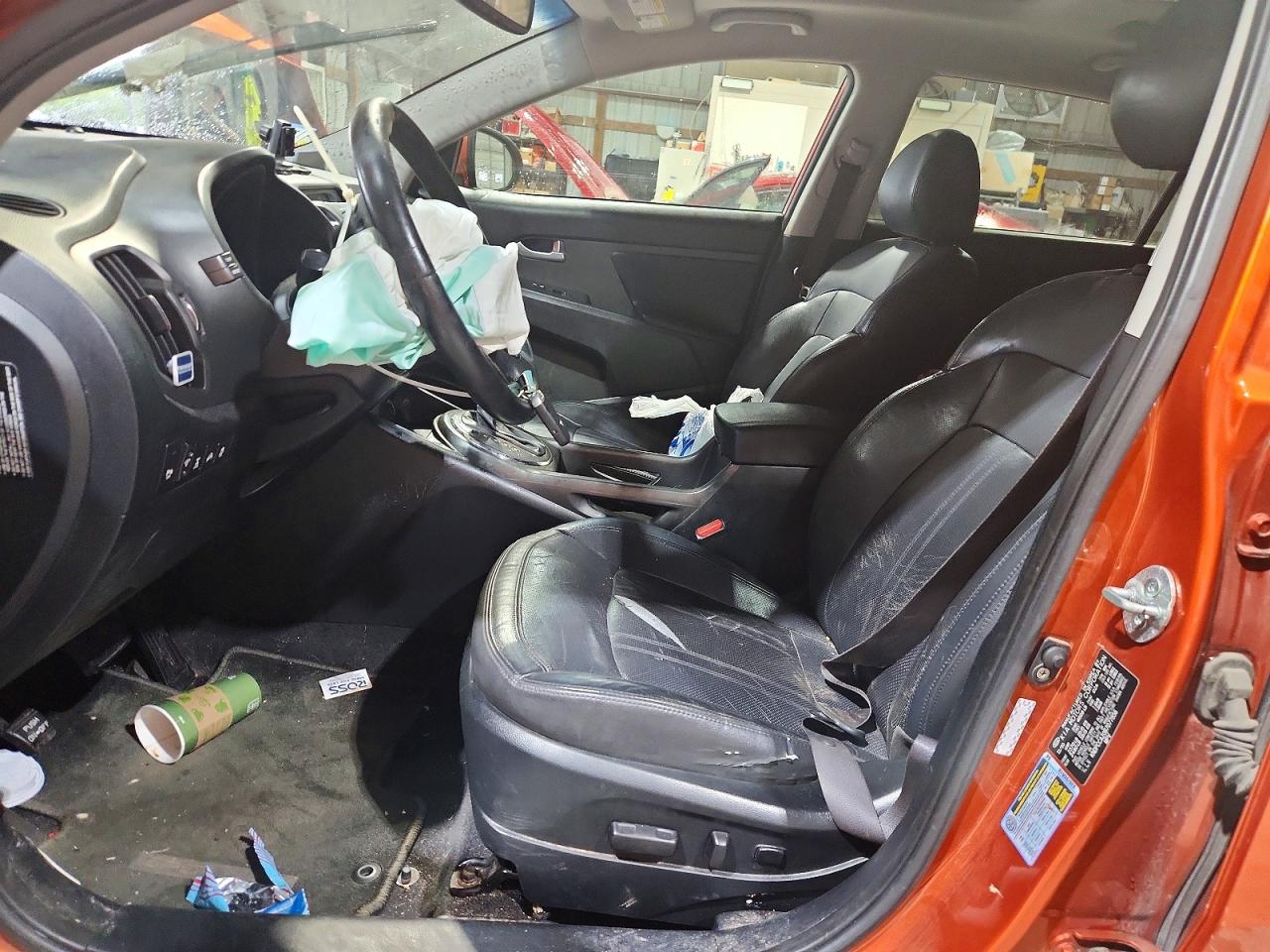 2011 KIA SPORTAGE E