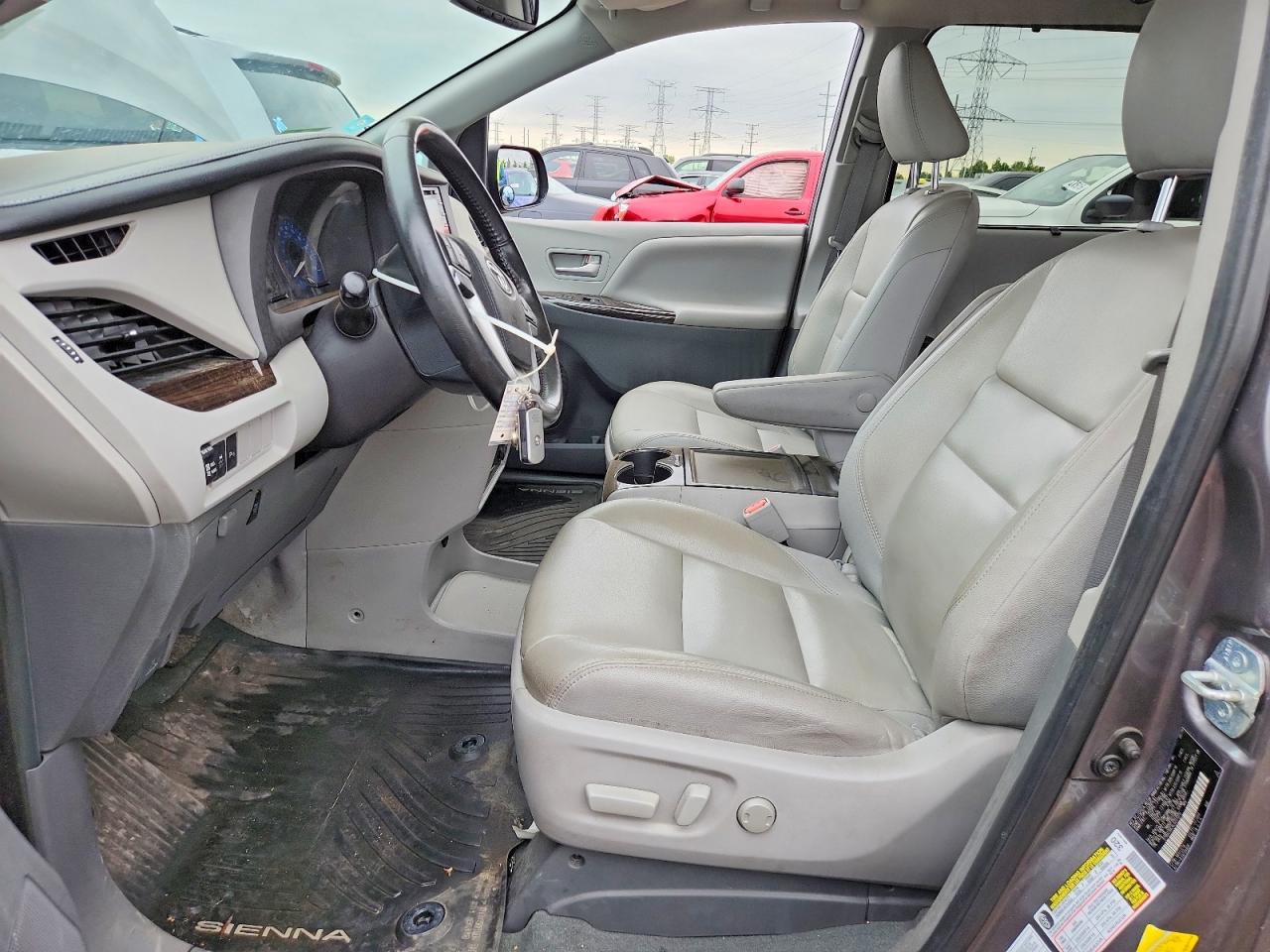 2020 TOYOTA SIENNA