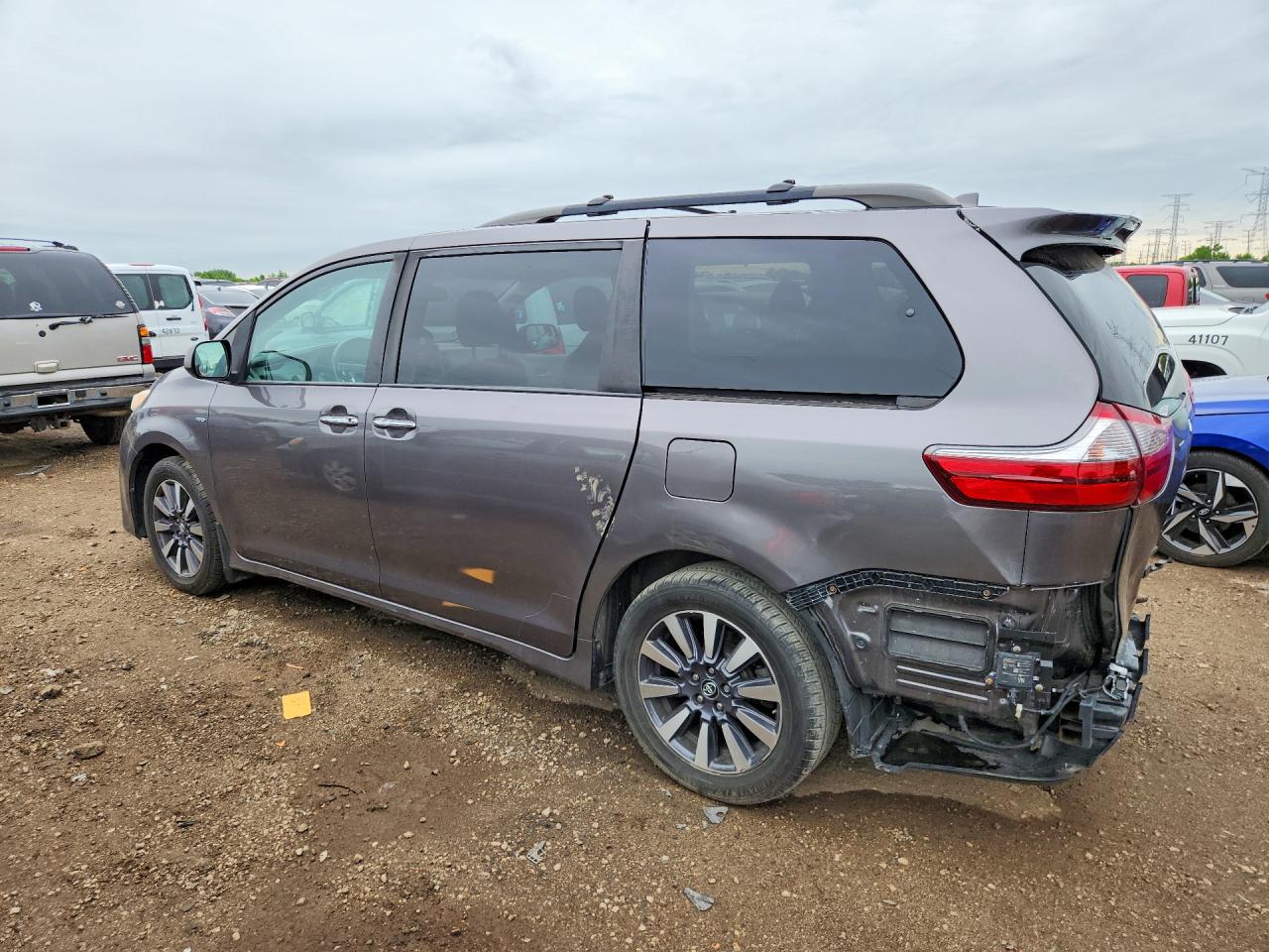 2020 TOYOTA SIENNA