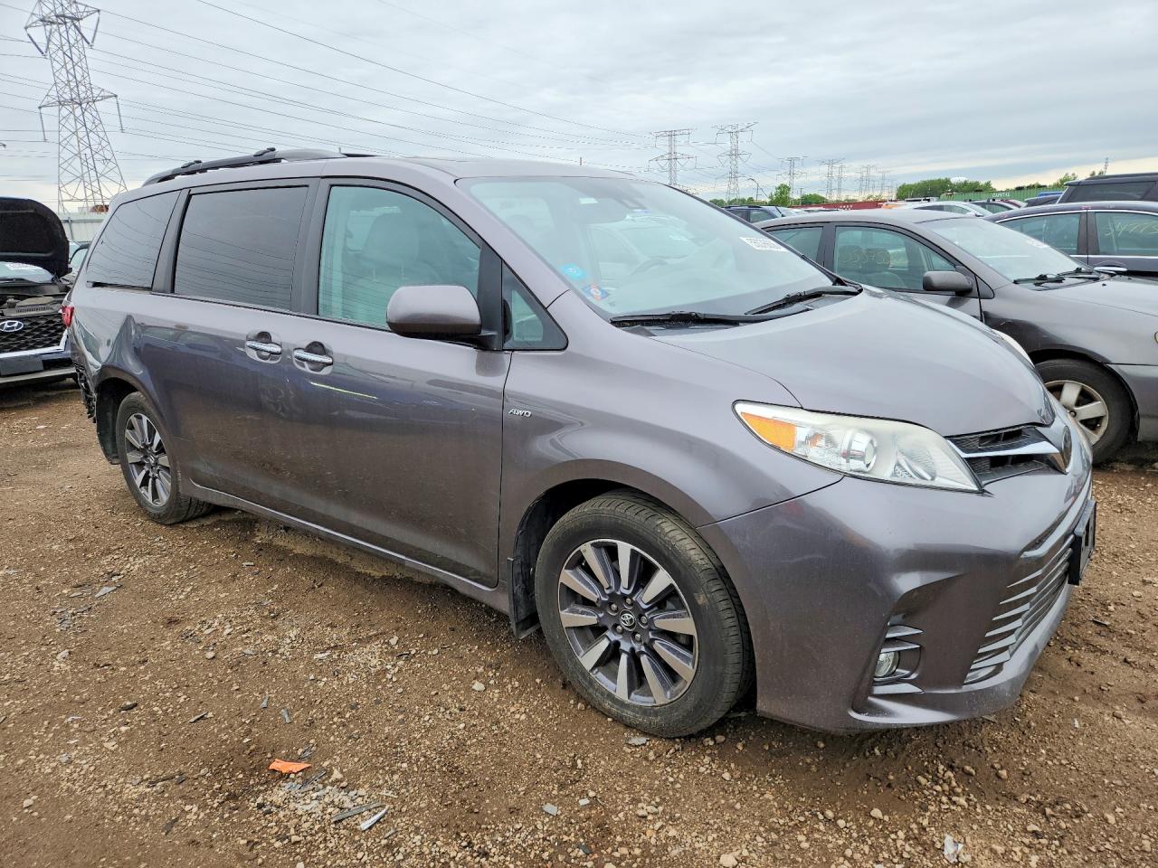 2020 TOYOTA SIENNA
