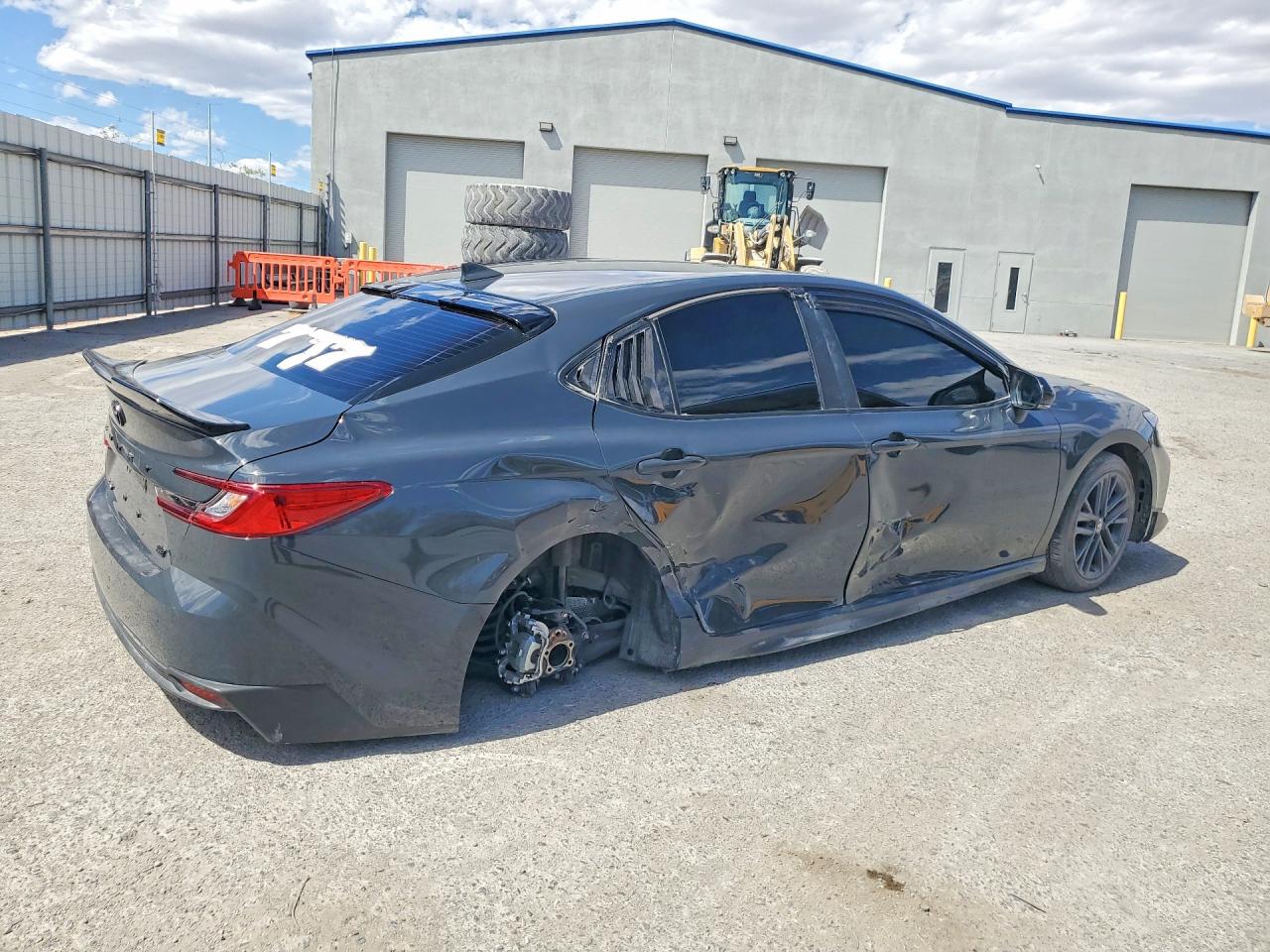 2025 TOYOTA CAMRY