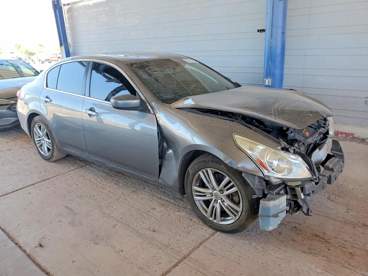 2015 INFINITI Q40