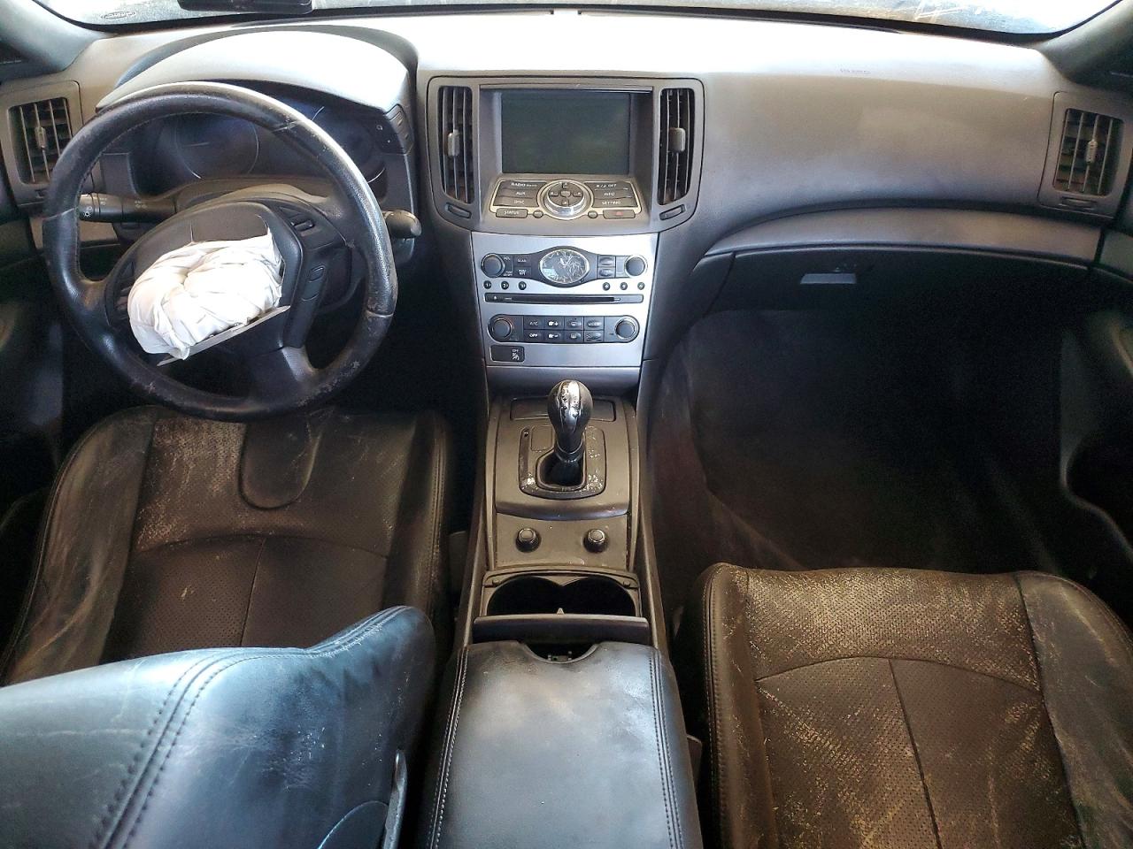 2015 INFINITI Q40