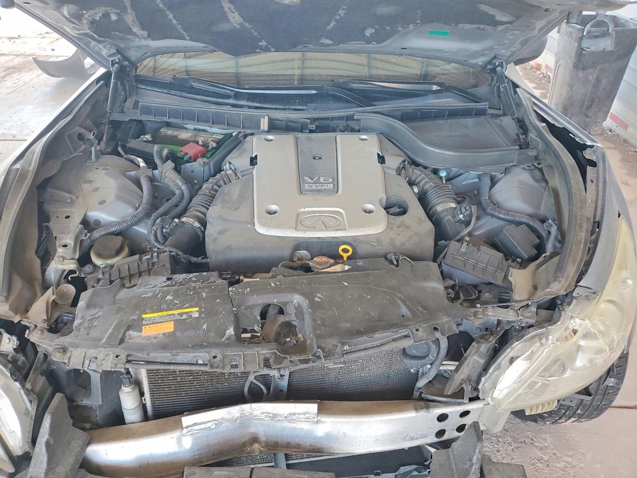 2015 INFINITI Q40