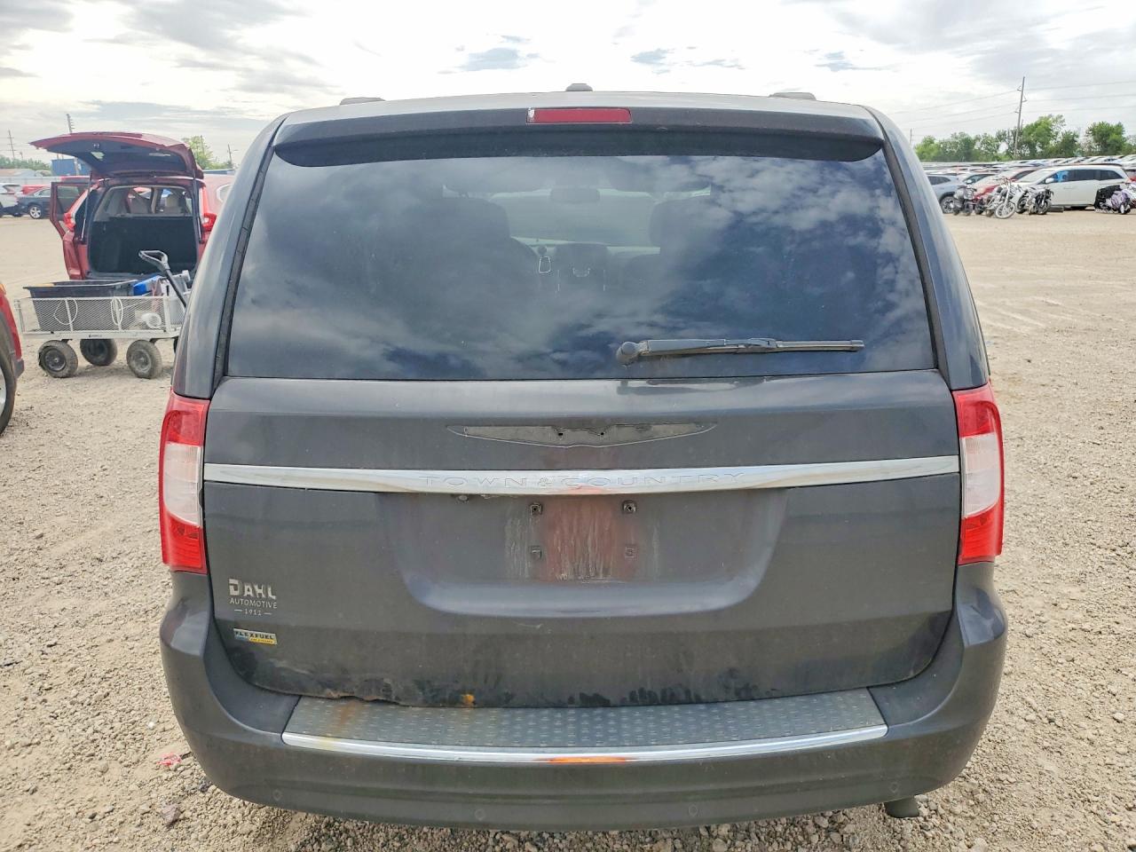 2011 CHRYSLER MINIVAN
