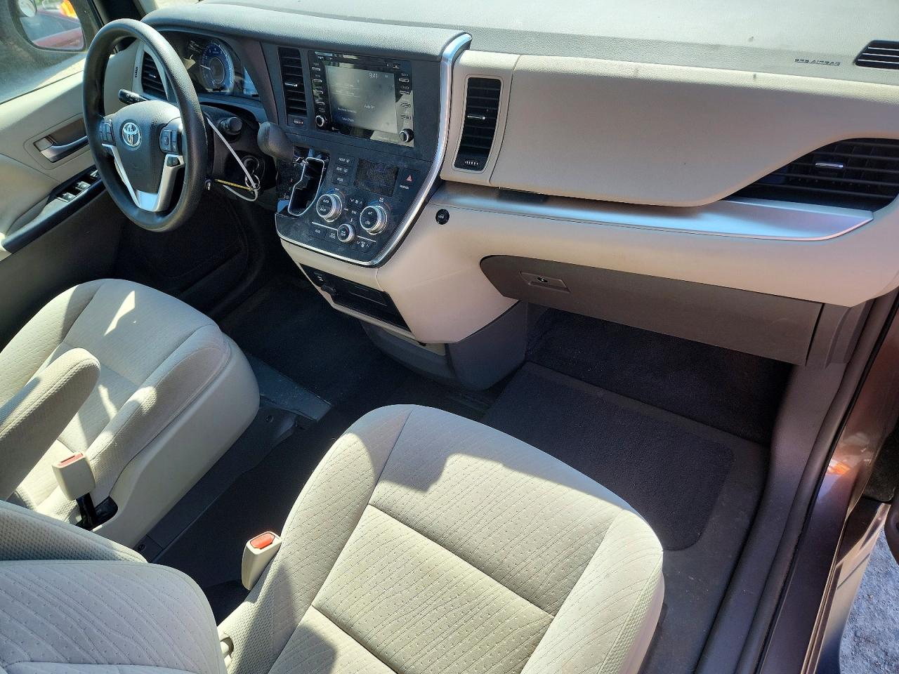 2018 TOYOTA SIENNA