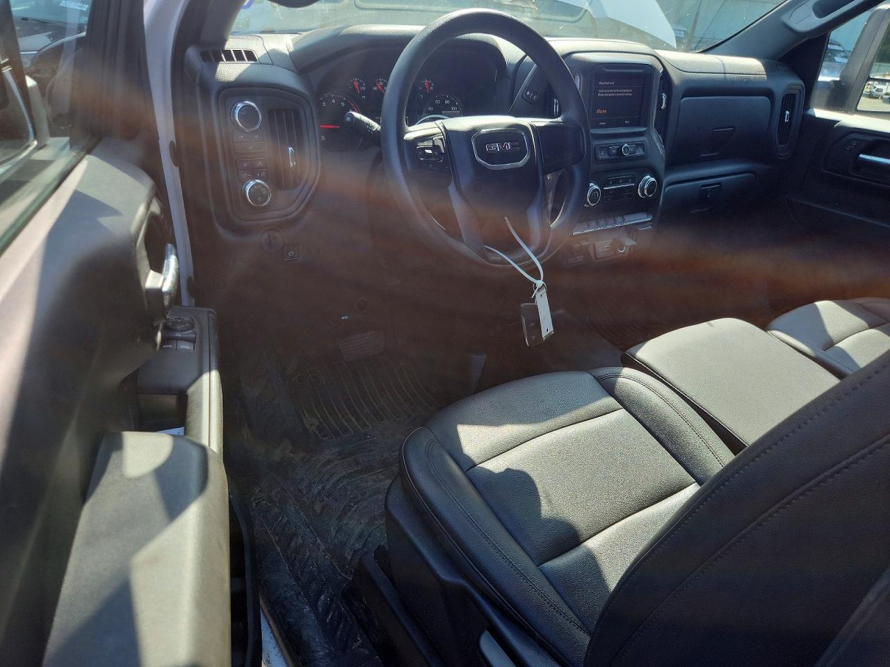 2024 GMC SIERRA