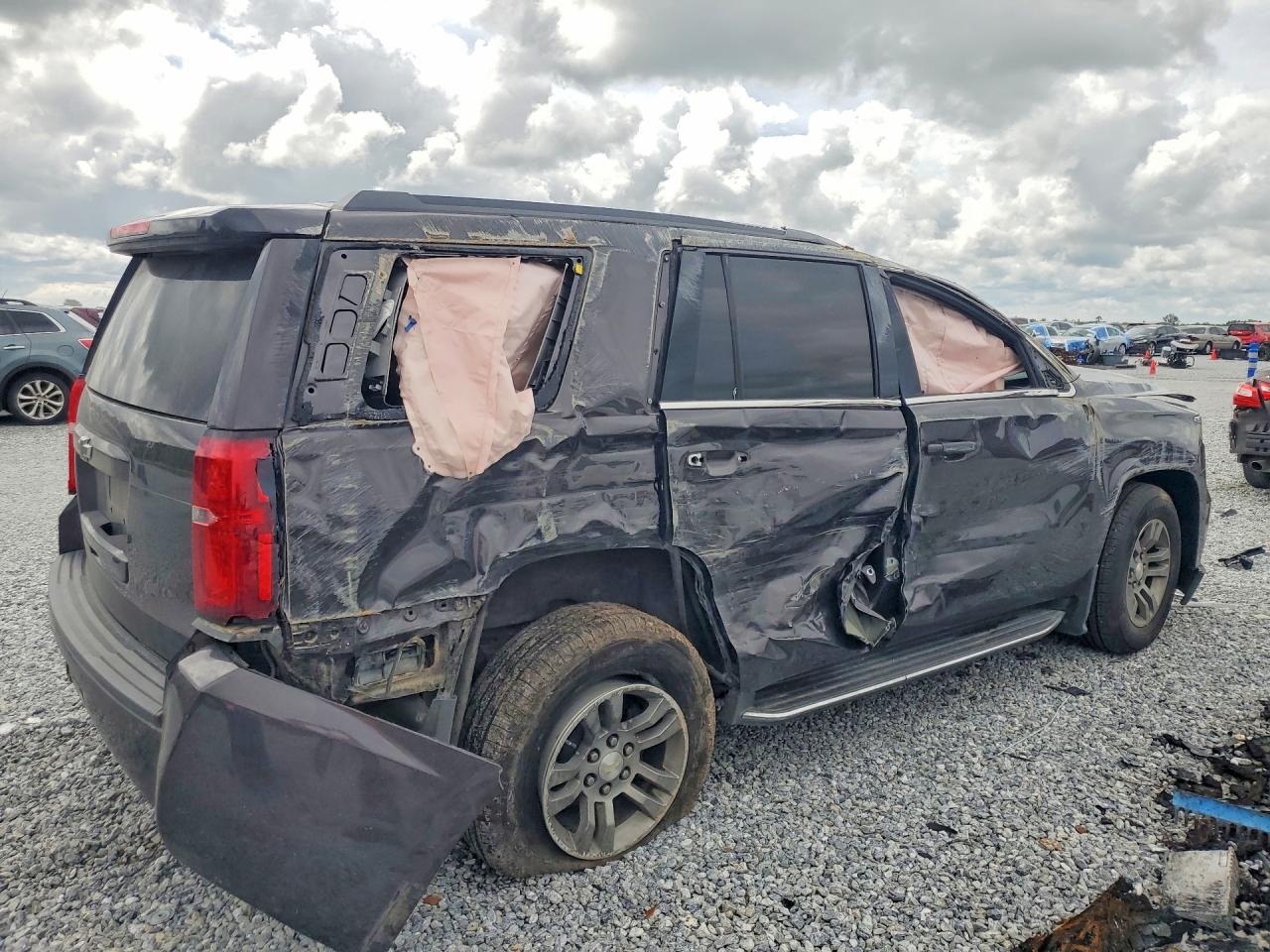 2017 CHEVROLET TAHOE