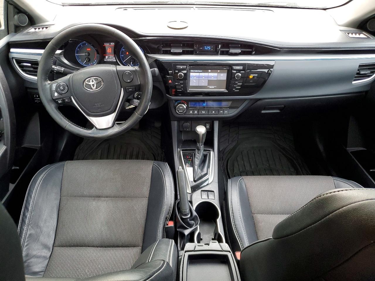 2015 TOYOTA COROLLA