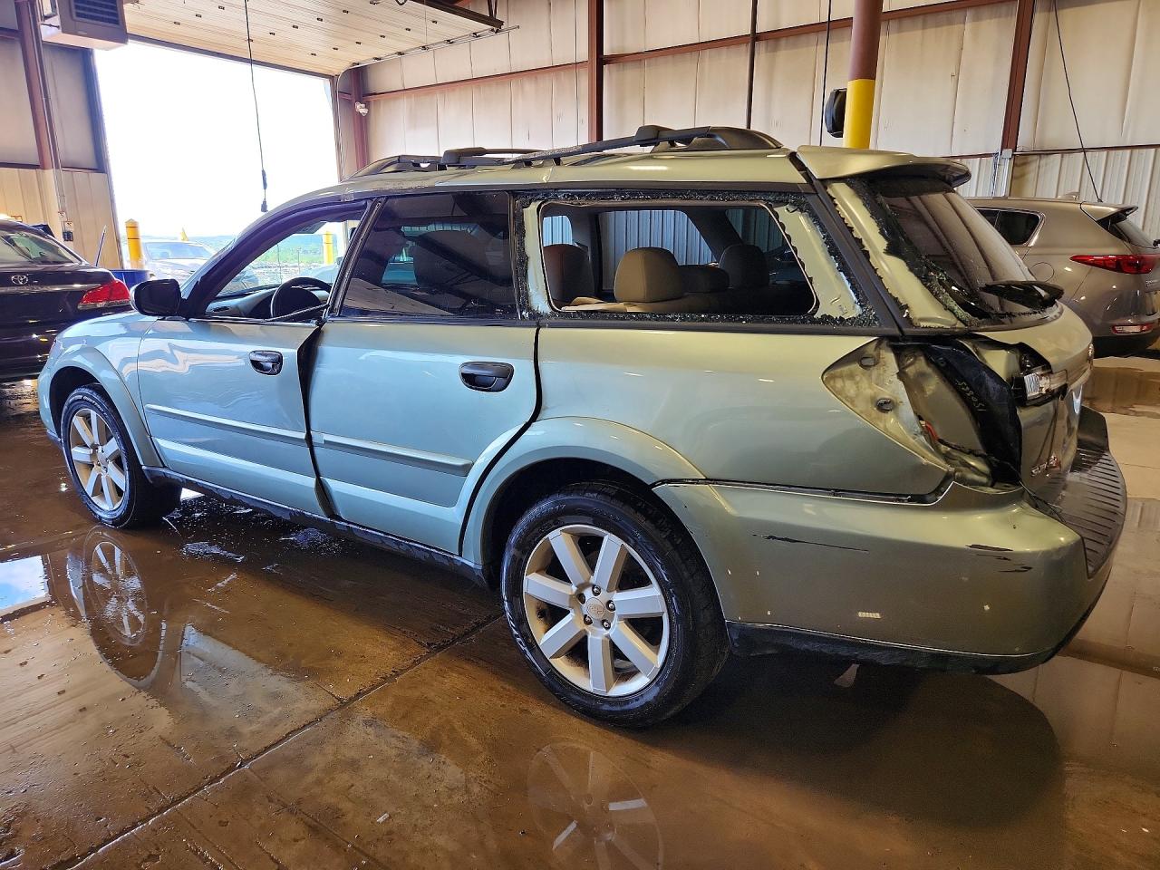 2009 SUBARU OUTBACK