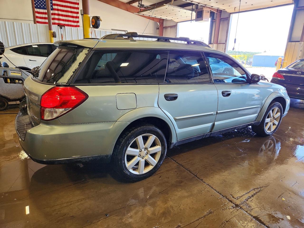 2009 SUBARU OUTBACK