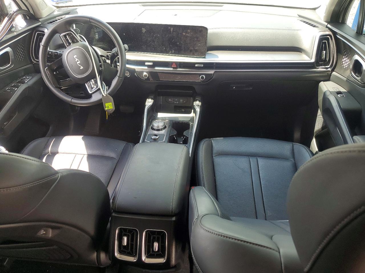 2025 KIA SORENTO