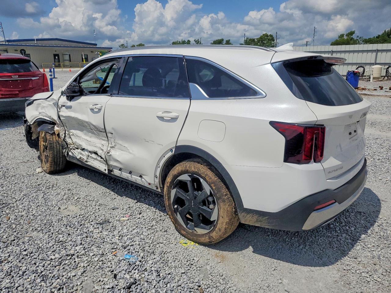 2025 KIA SORENTO