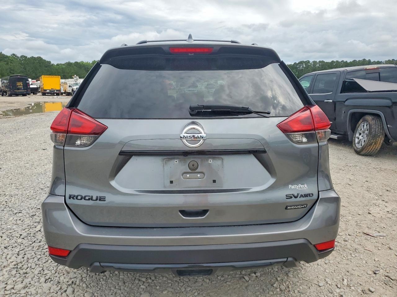 2018 NISSAN ROGUE