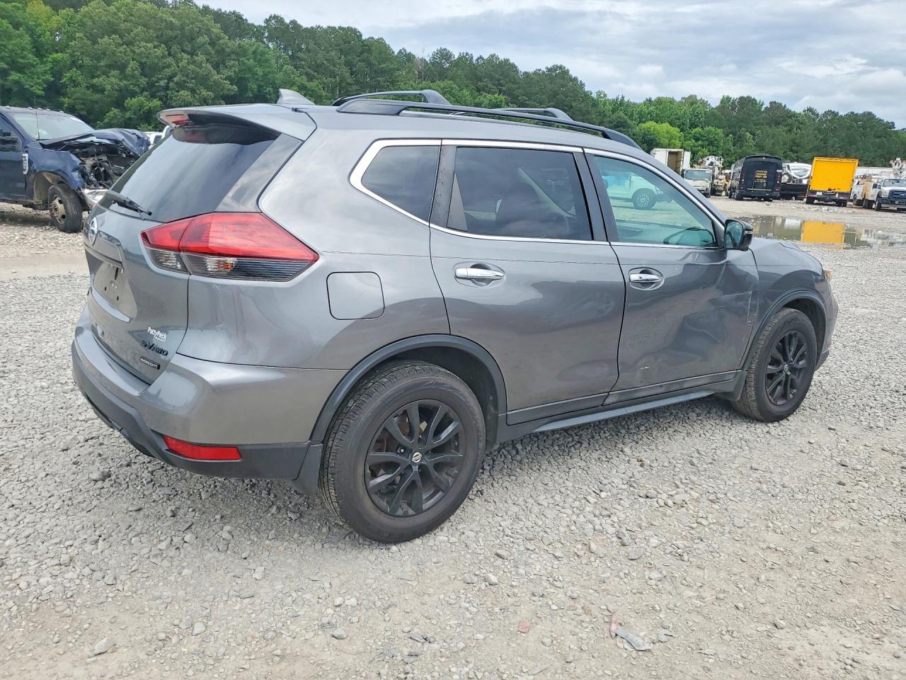 2018 NISSAN ROGUE