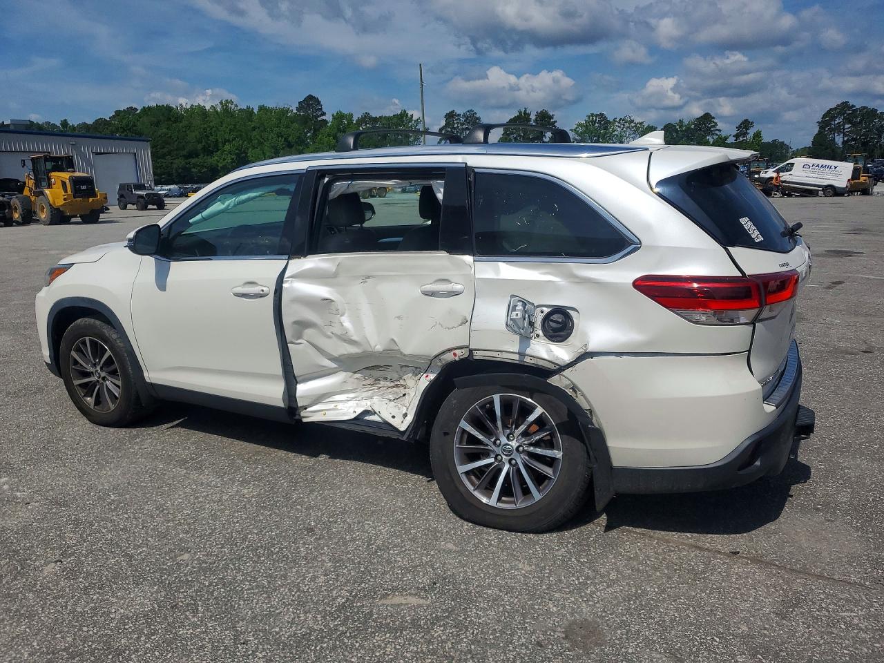 2019 TOYOTA HIGHLANDER