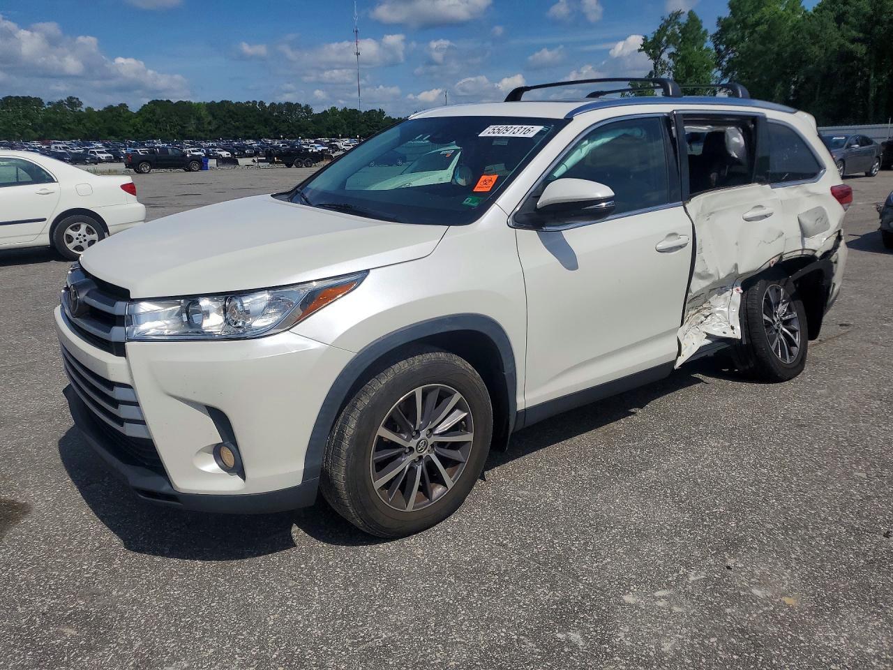 2019 TOYOTA HIGHLANDER