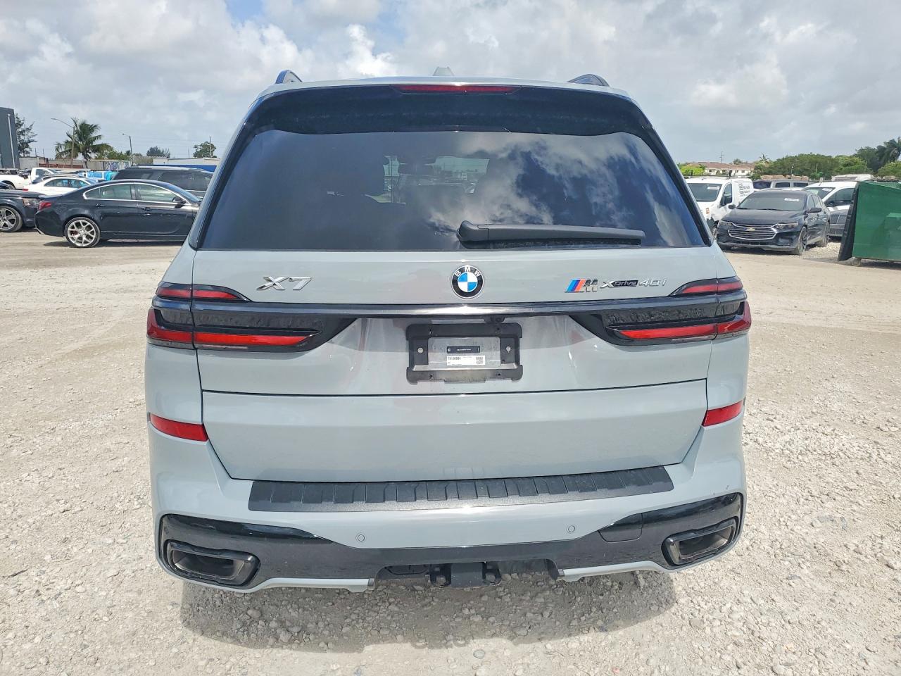2026 BMW X7