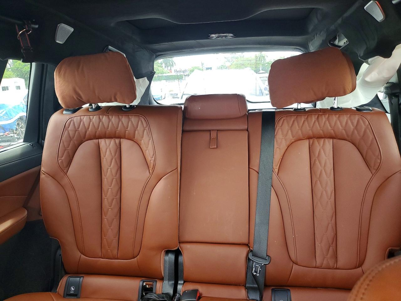 2026 BMW X7