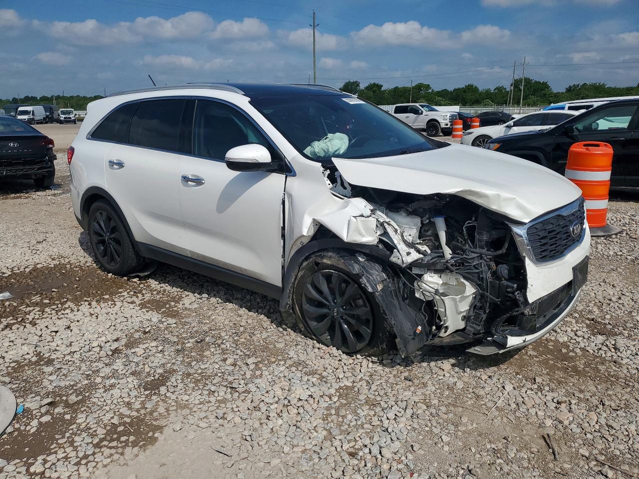 2020 KIA SORENTO