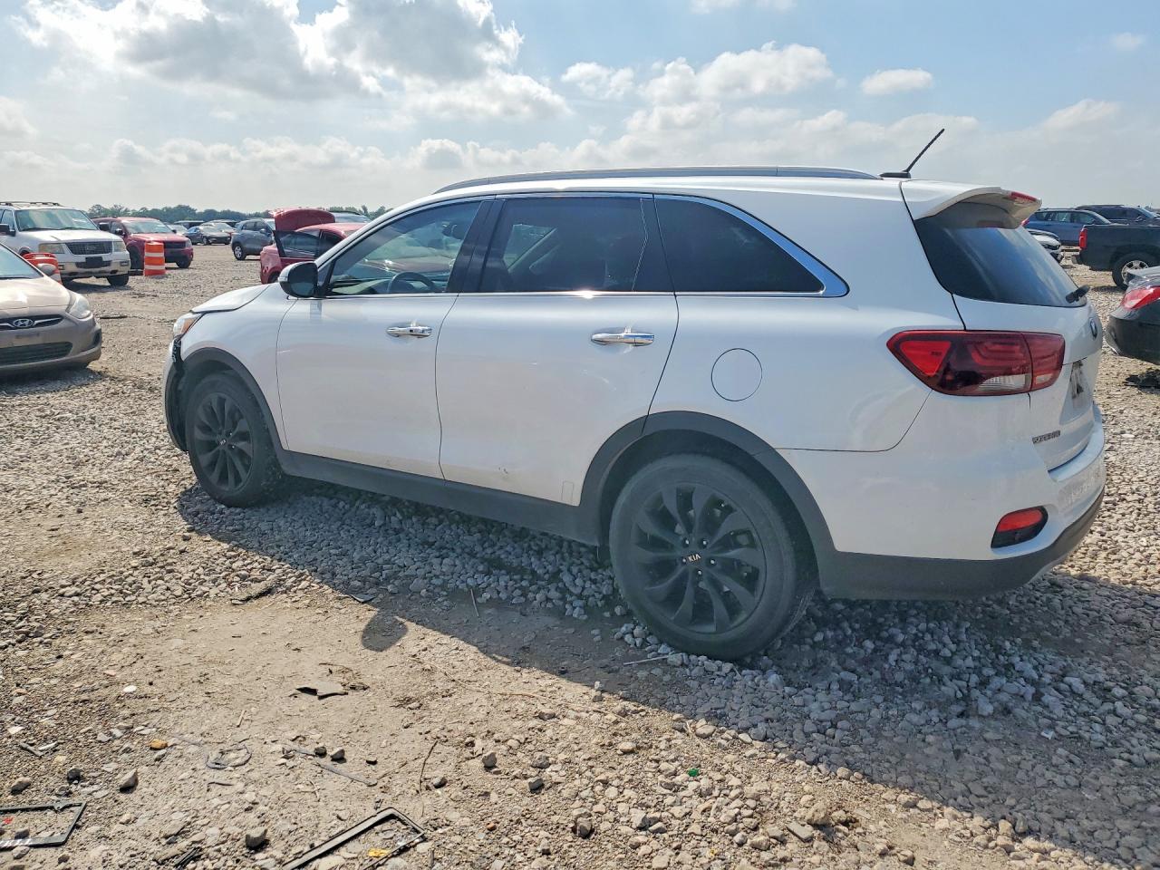 2020 KIA SORENTO