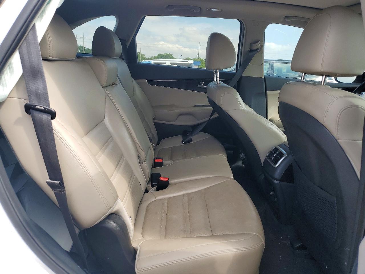 2020 KIA SORENTO