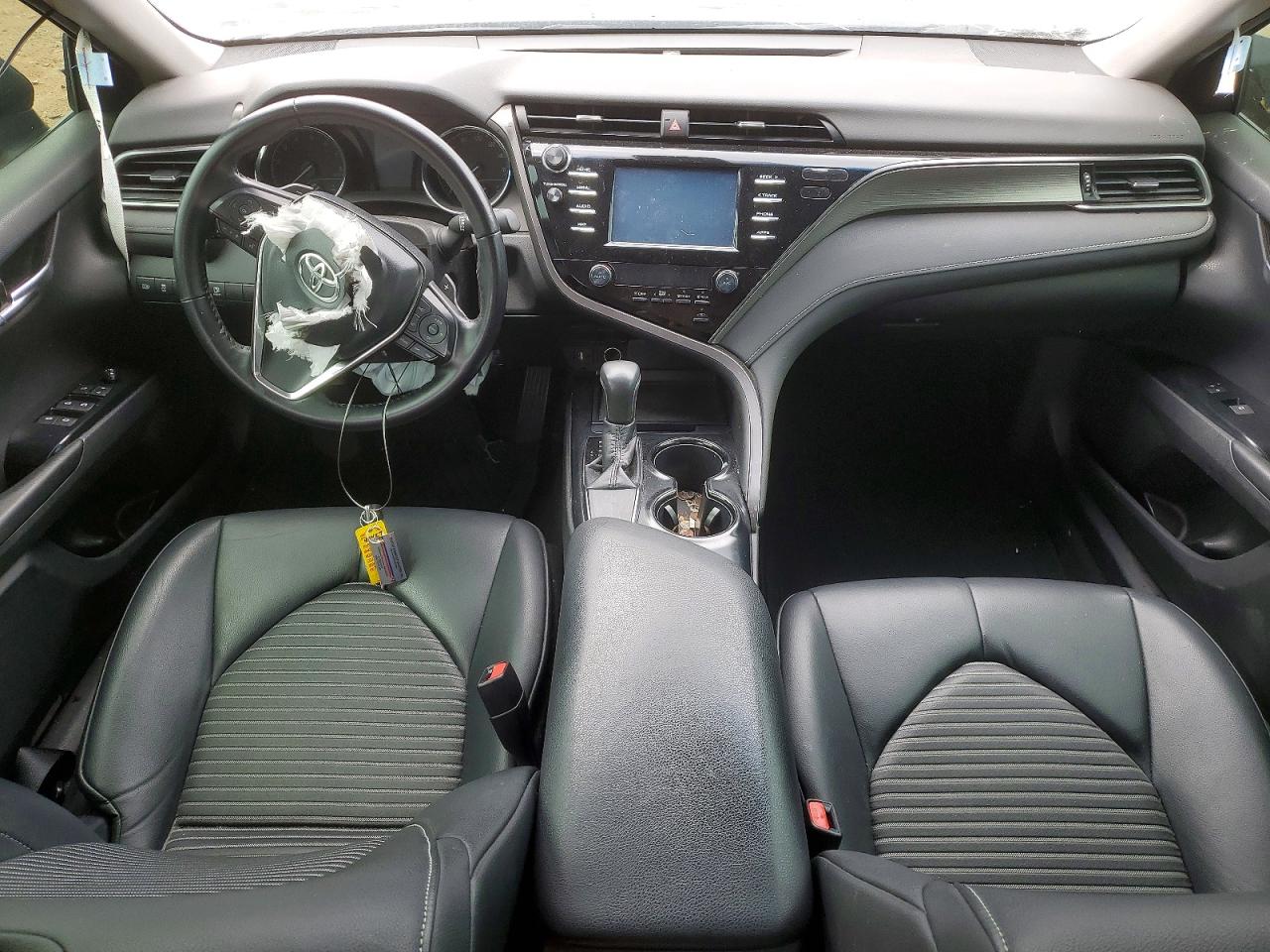 2019 TOYOTA CAMRY