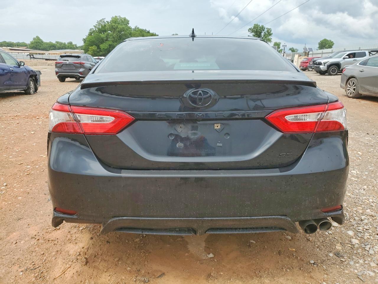 2019 TOYOTA CAMRY