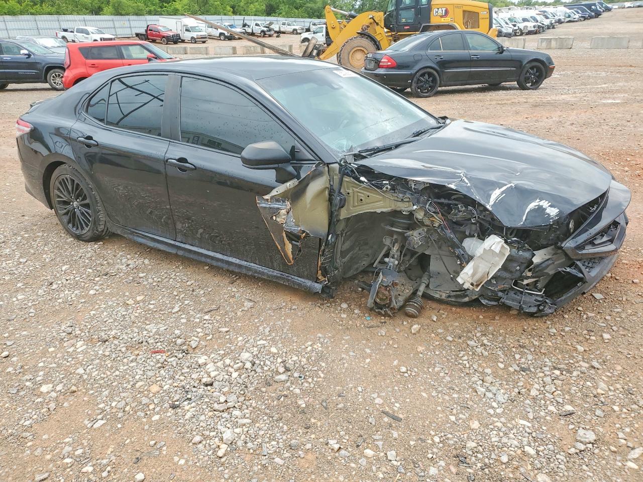 2019 TOYOTA CAMRY