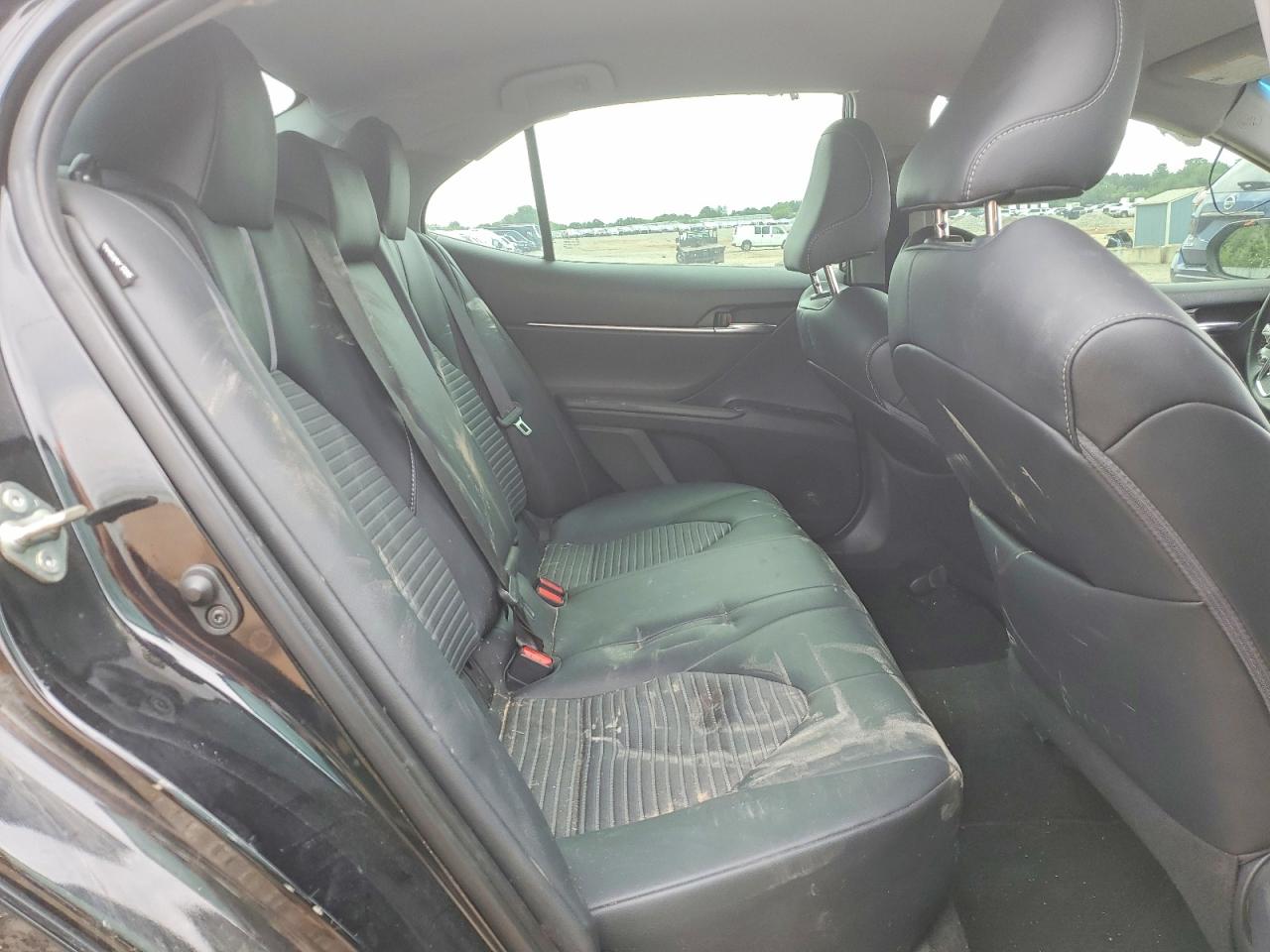 2019 TOYOTA CAMRY