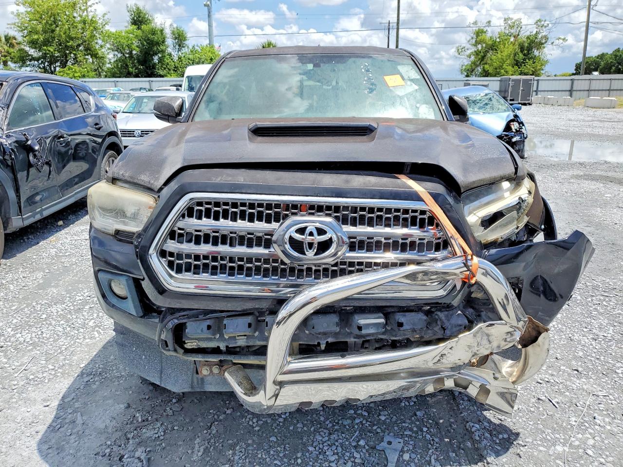 2017 TOYOTA TACOMA