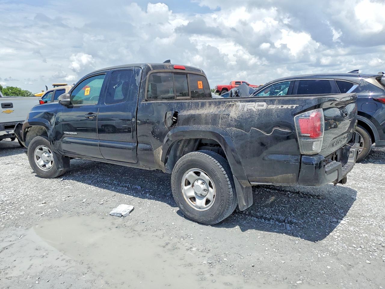 2017 TOYOTA TACOMA