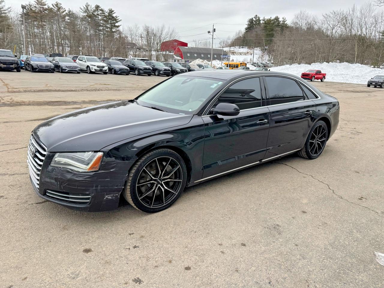 2011 AUDI A8