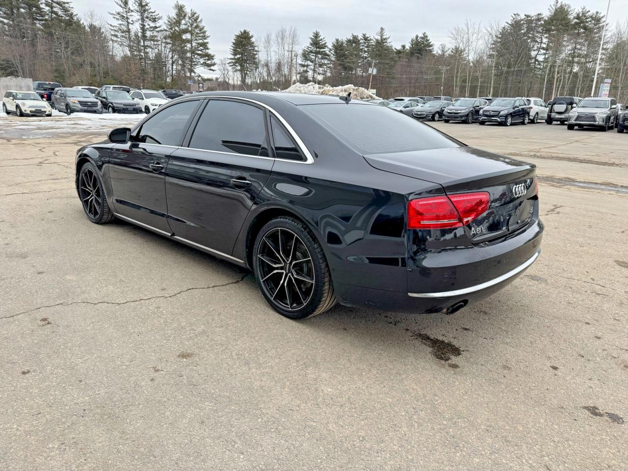 2011 AUDI A8
