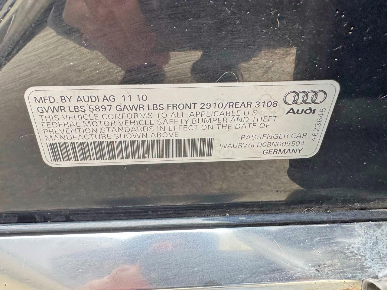 2011 AUDI A8