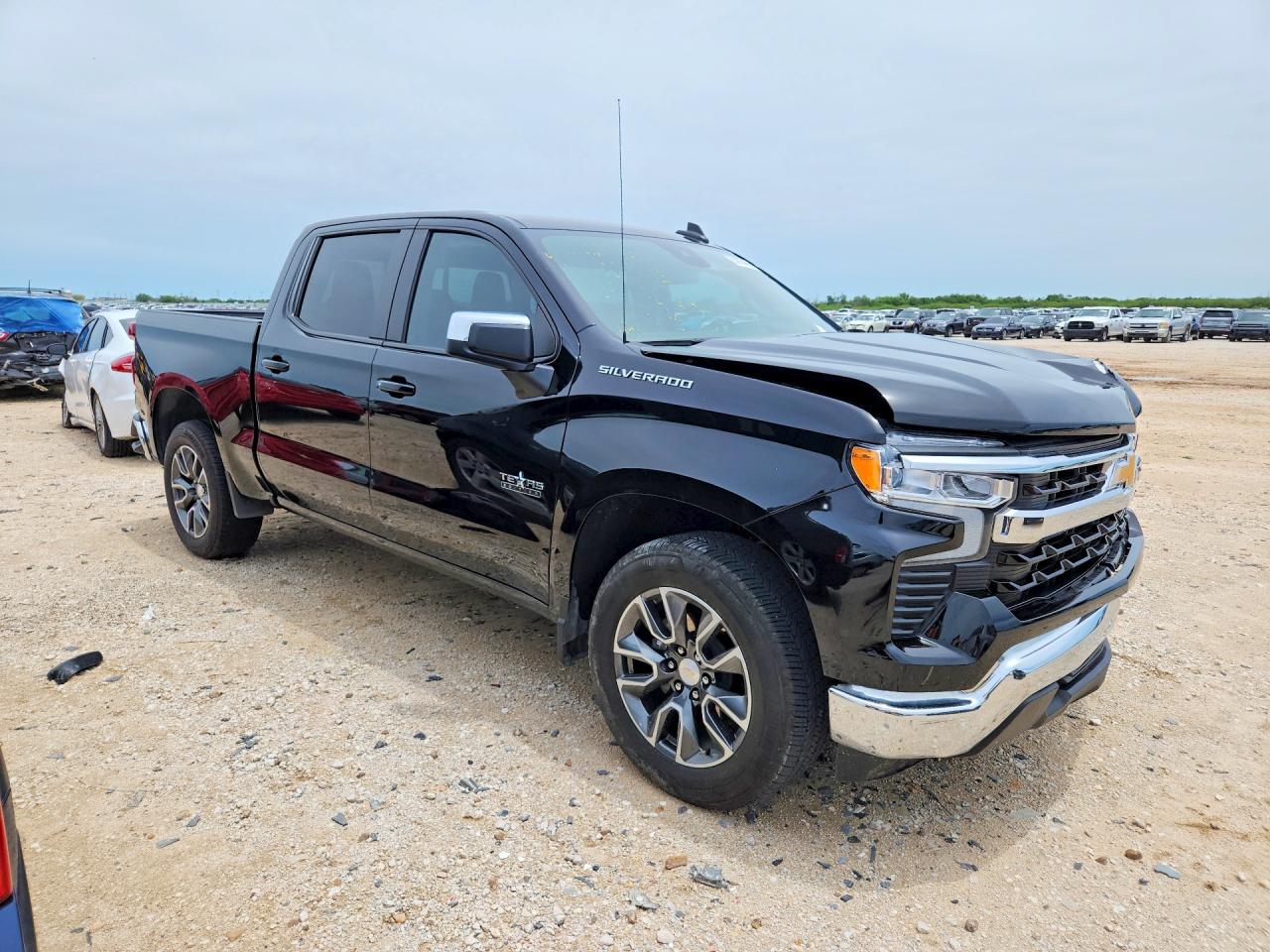 2025 CHEVROLET SILVERADO